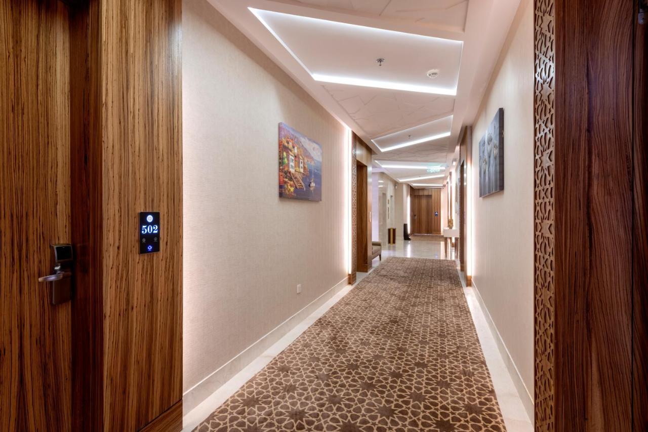 Taj Jeddah Hotel Apartment Extérieur photo