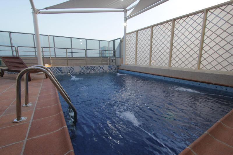 Taj Jeddah Hotel Apartment Extérieur photo