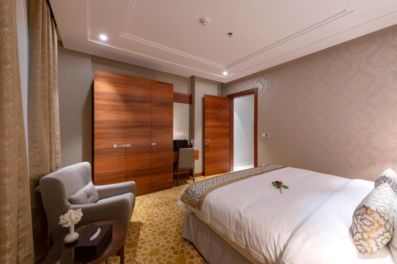 Taj Jeddah Hotel Apartment Extérieur photo