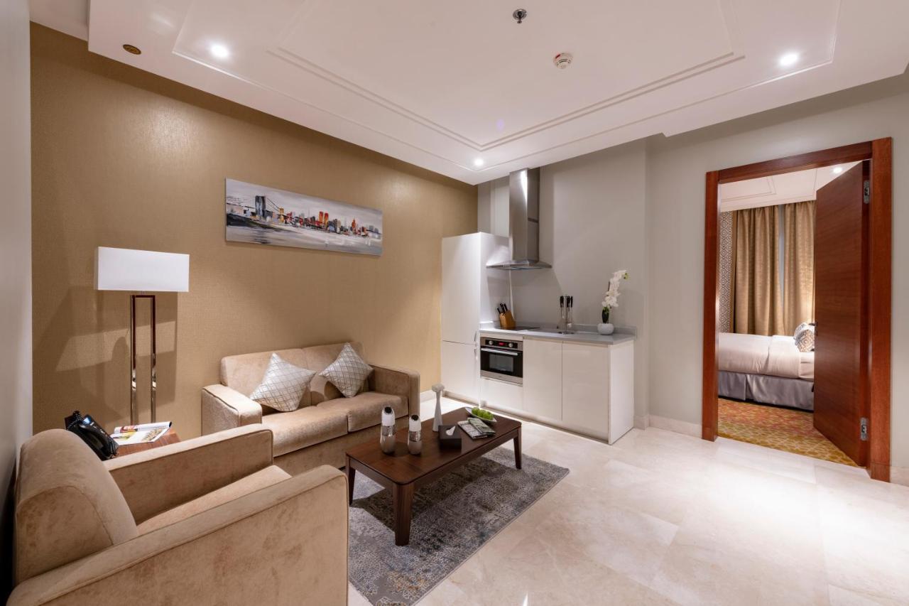 Taj Jeddah Hotel Apartment Extérieur photo