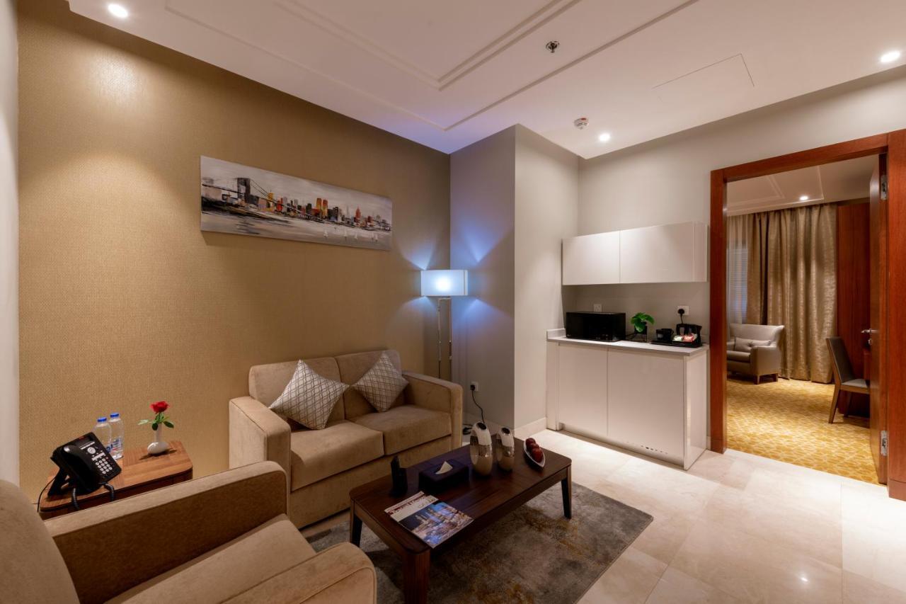 Taj Jeddah Hotel Apartment Extérieur photo