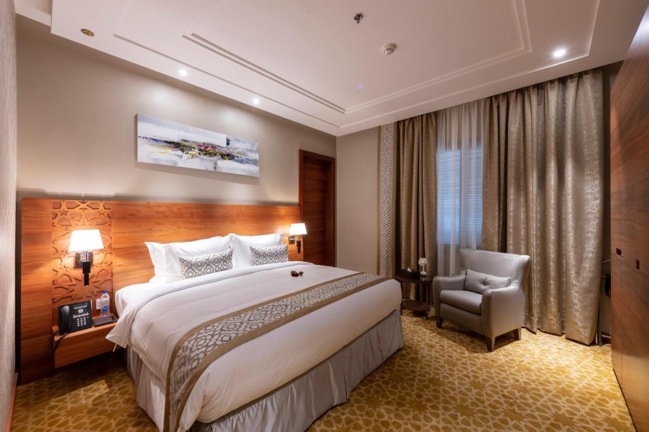Taj Jeddah Hotel Apartment Extérieur photo