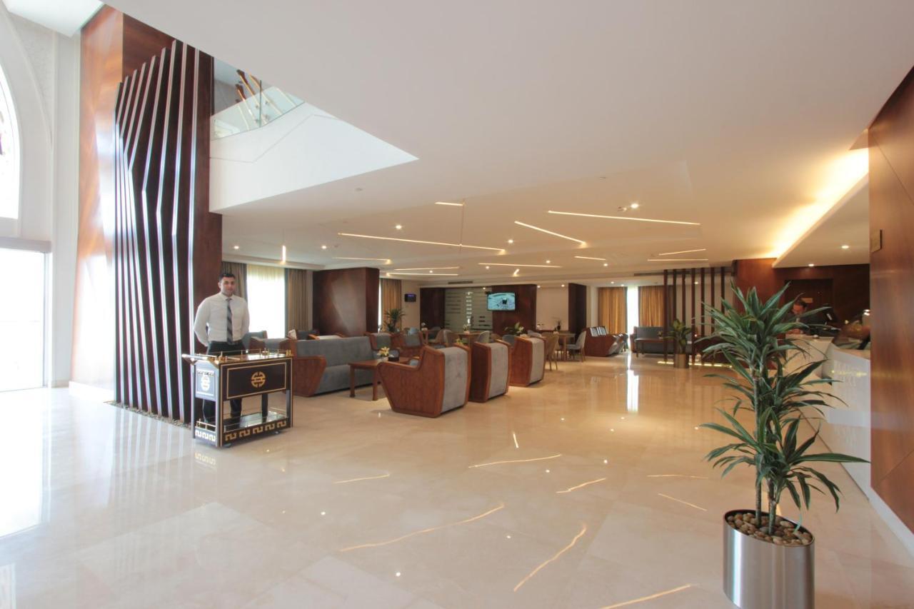 Taj Jeddah Hotel Apartment Extérieur photo